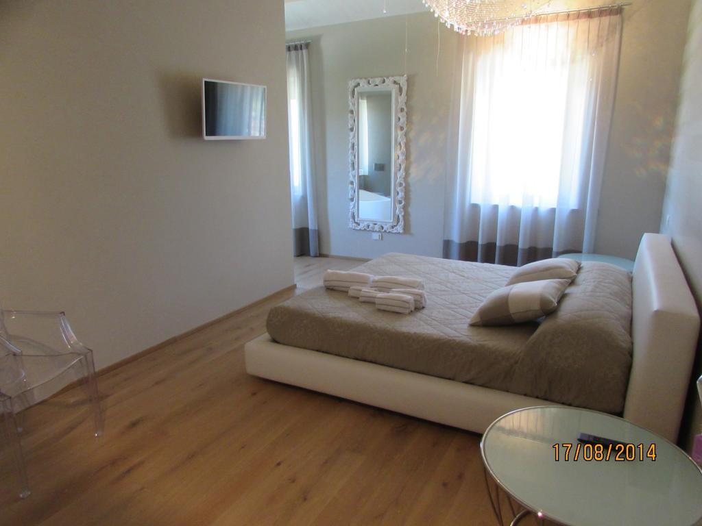 Serra San Quirico Amico Country House חדר תמונה